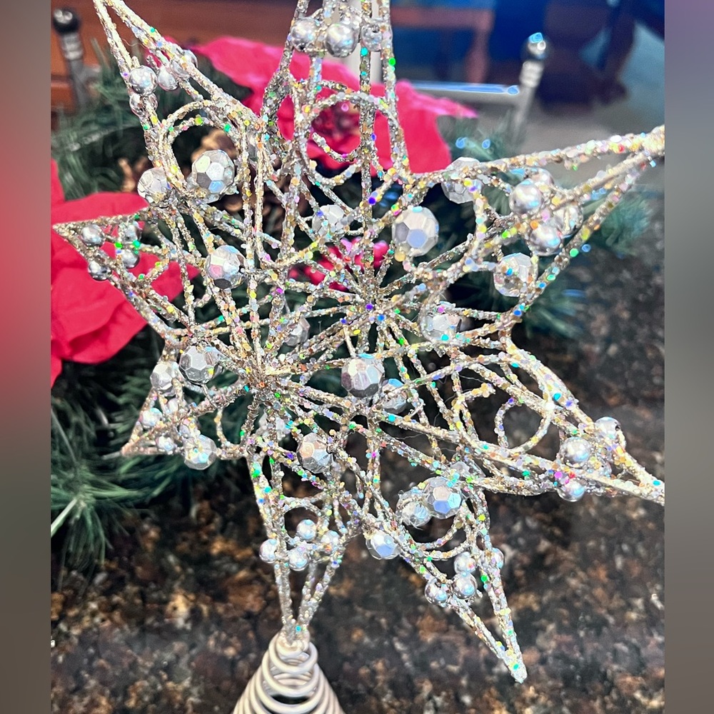 Elegant Sparkly Glitter Embellished Star Tree Topper - Picture 5 of 5